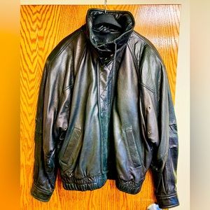 Wilson’s Mens XL Black Leather Vintage Jacket😎